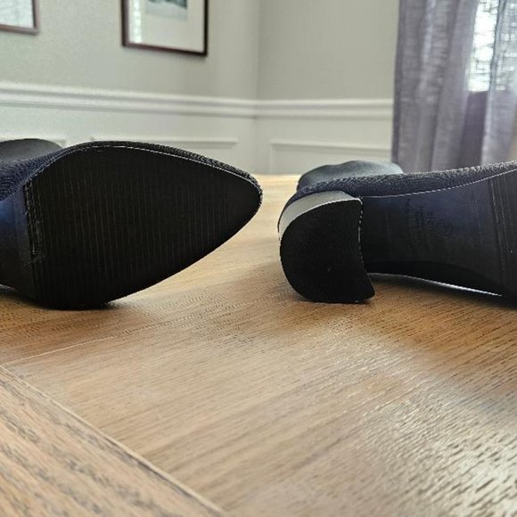 Blondo Pull On Booties - Picture 4 of 5